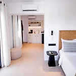 La Maltese Boutique Paros Naousa (Paros)