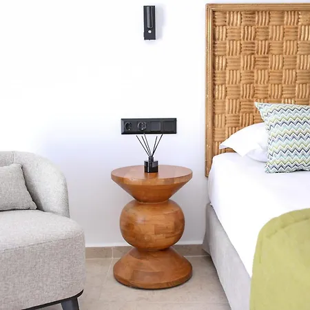 La Maltese Boutique Paros *