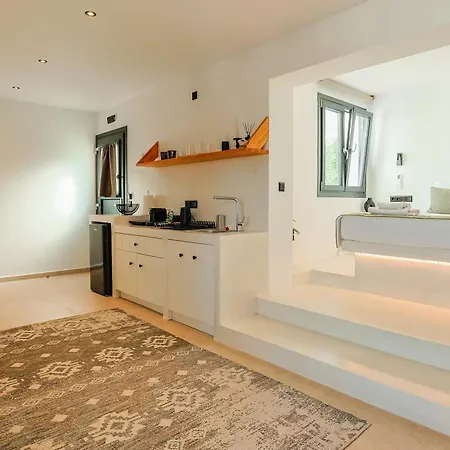 La Maltese Boutique Paros *