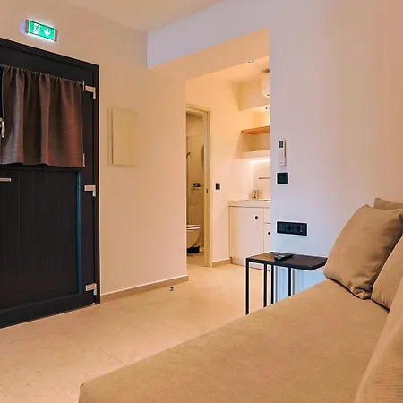 La Maltese Boutique Paros * 나오우사