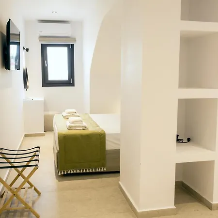 La Maltese Boutique Paros *