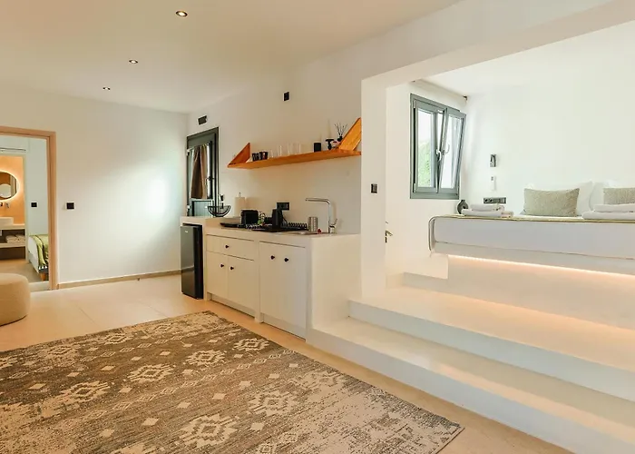 La Maltese Boutique Paros *